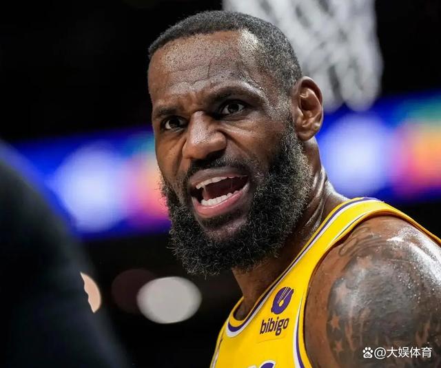 水原球队在场上展现出无与伦比的实力 水原球队在场上展现出无与伦比的实力