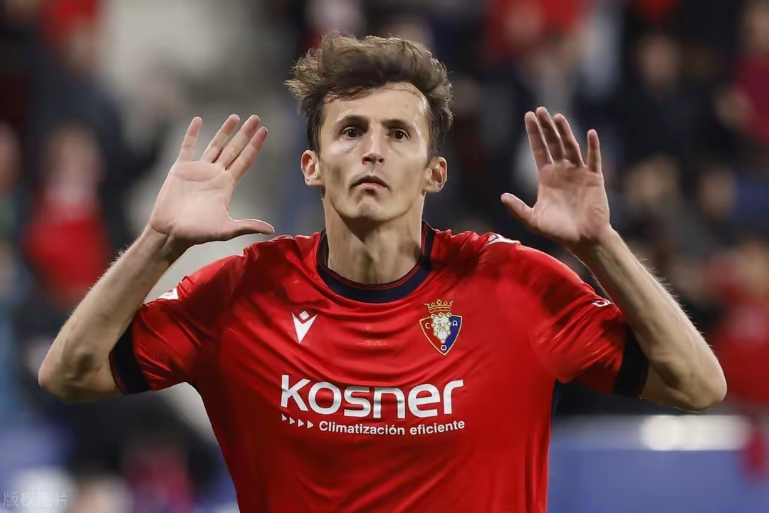 利物浦客负，意乙球队逆转胜利的简单介绍