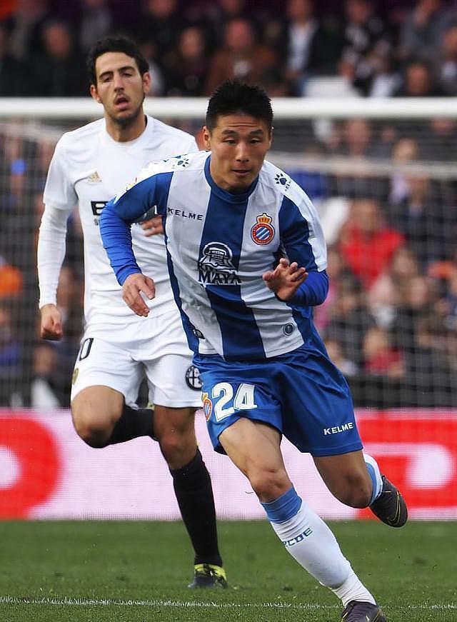 西班牙人遭遇血洗,防守漏洞暴露 西班牙人遭遇血洗,防守漏洞暴露