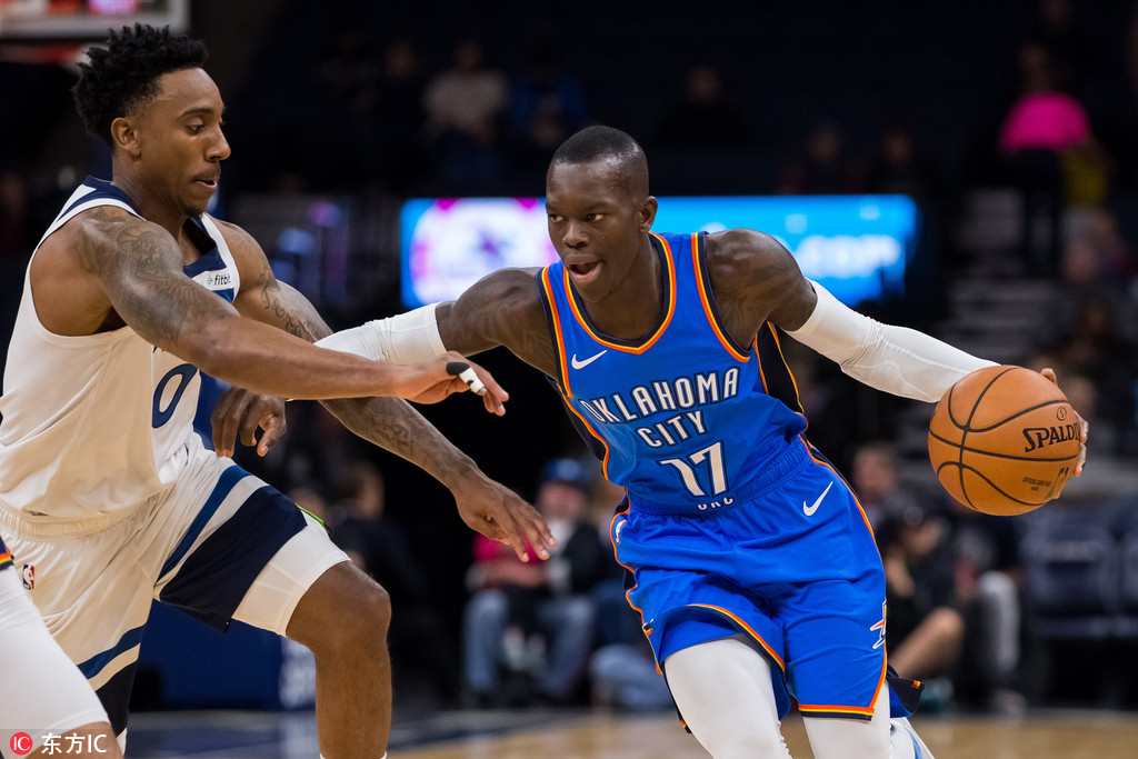 亚当斯外线火力全开，轻松夺胜比赛