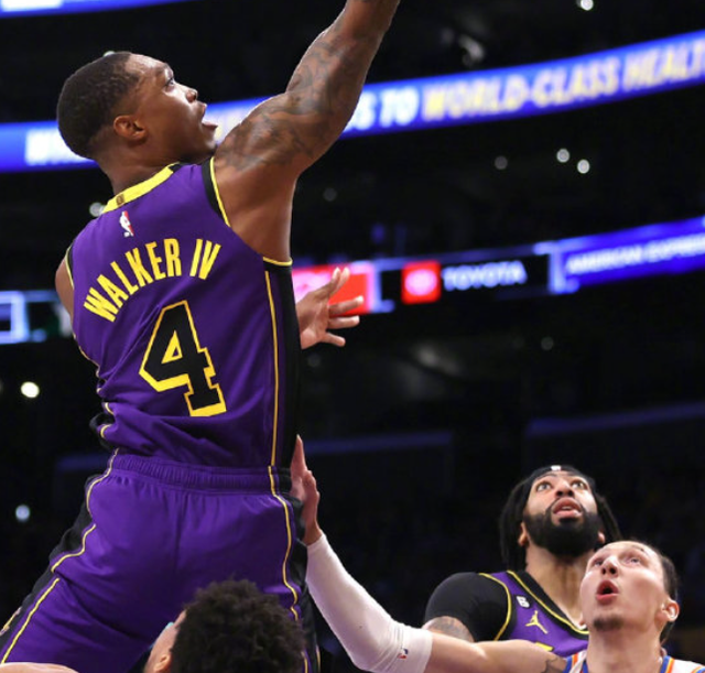 篮网力克雷霆，萨姆·米切尔统治全场